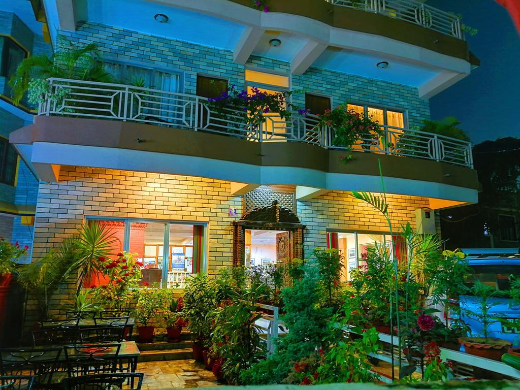 Hotel Center Lake Pokhara Zewnętrze zdjęcie